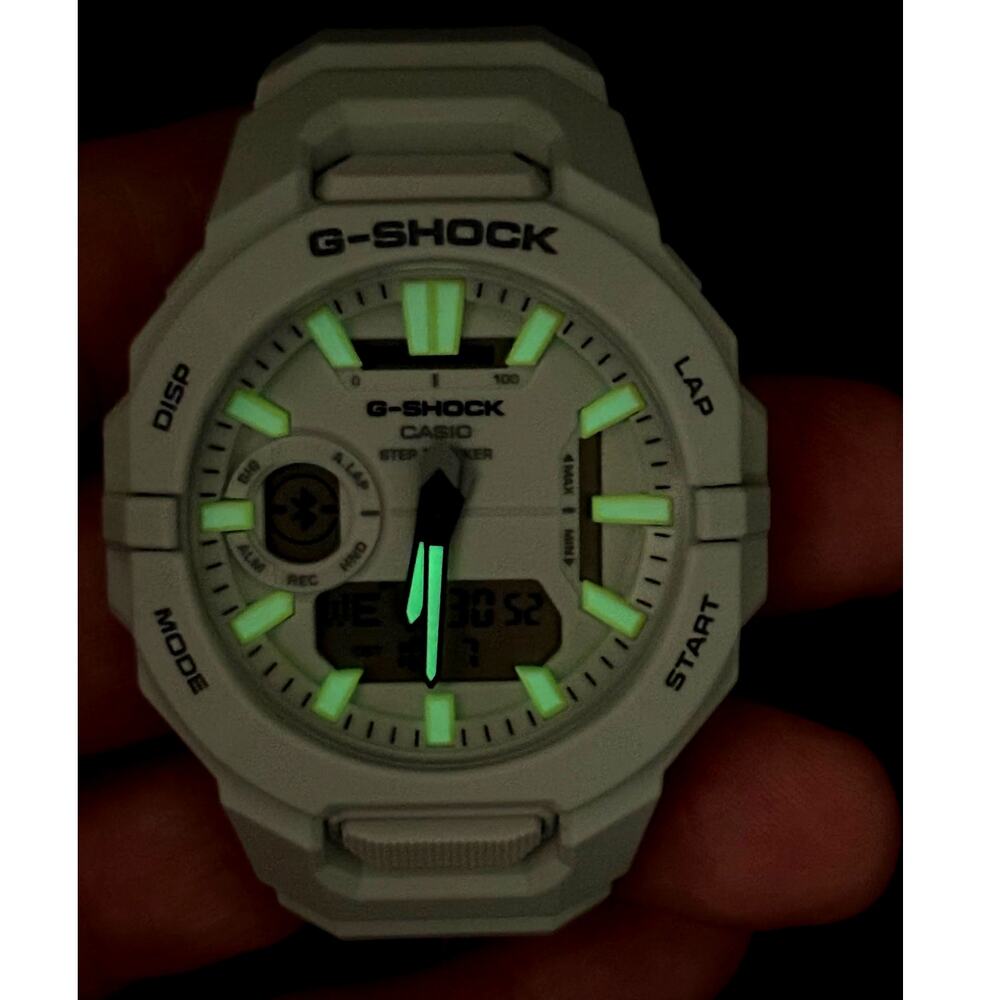 Casio G-Shock MOVE GBA-950-7A Bluetooth Step Tracker White unisex Watch NIBWT - Picture 15 of 17
